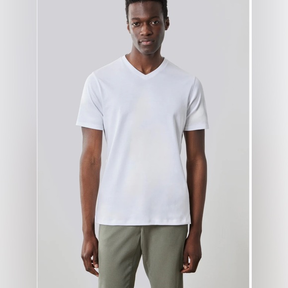 The Barakett V Tee V-Neck T-Shirt - Picture 1 of 5